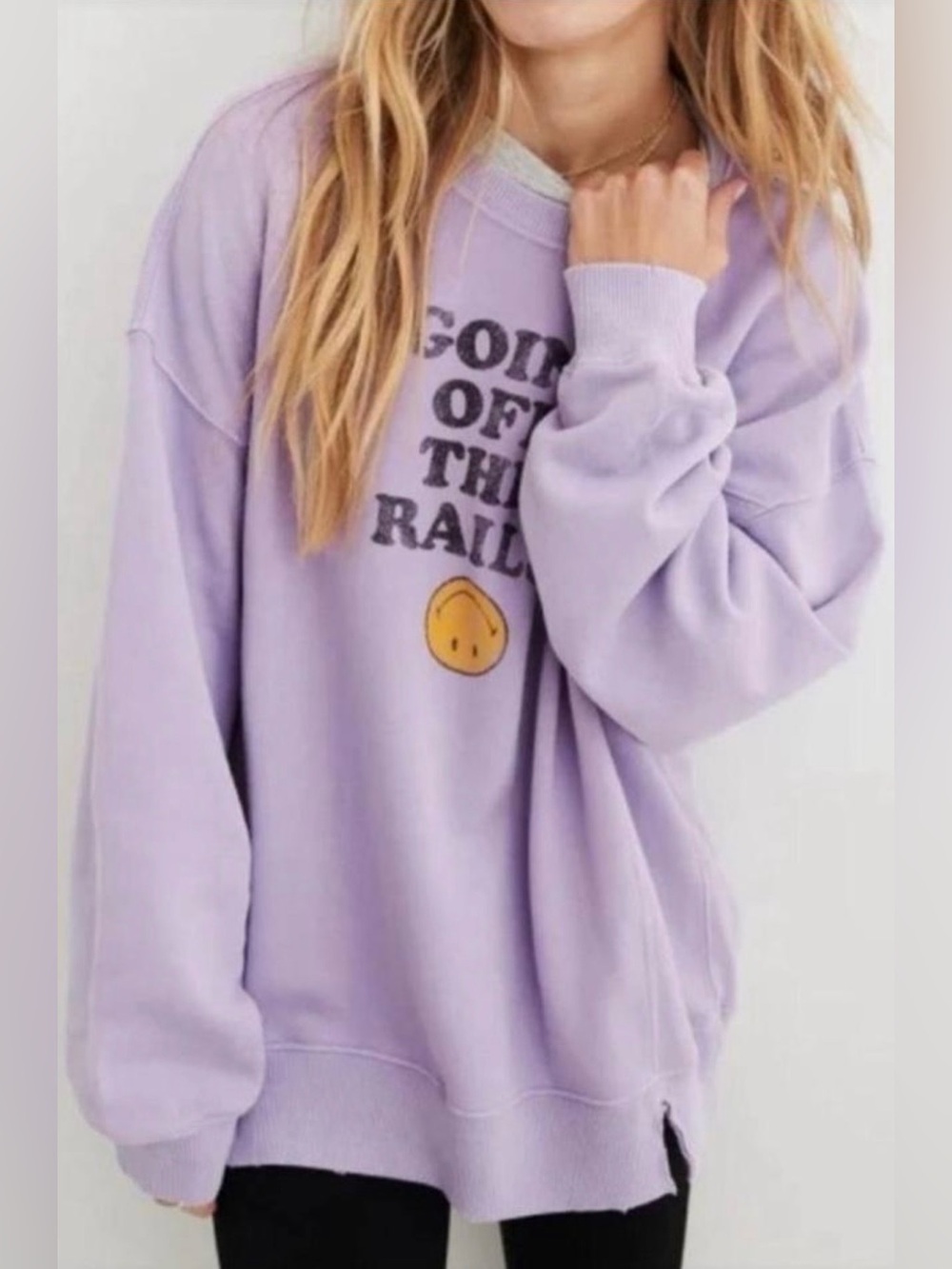 Aerie Oversized Graphic Crewneck Sweatshirt Lavender, size M, like new!